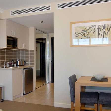 Quest Scarborough Aparthotel Perth Exterior photo