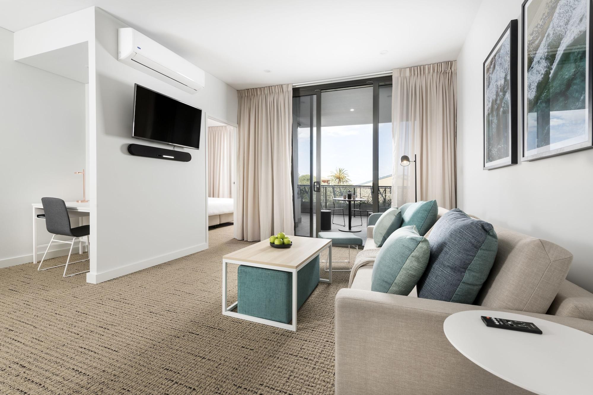 Quest Scarborough Aparthotel Perth Exterior photo