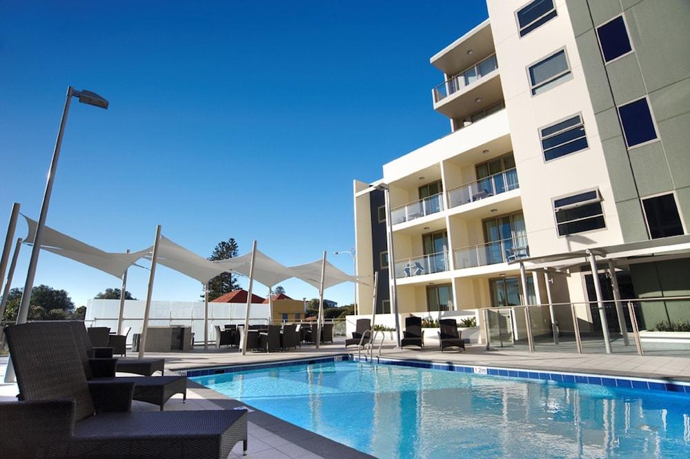 Quest Scarborough Aparthotel Perth Exterior photo