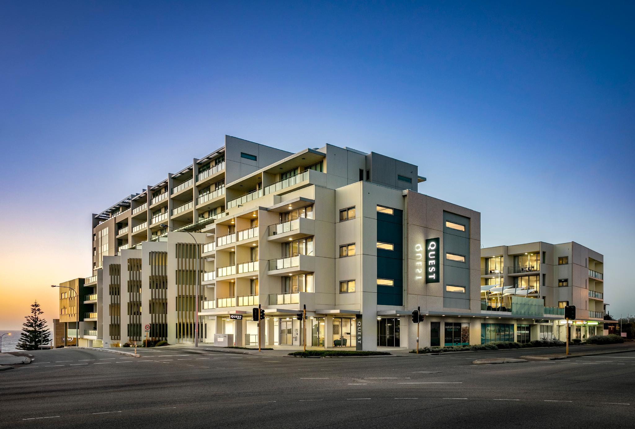 Quest Scarborough Aparthotel Perth Exterior photo