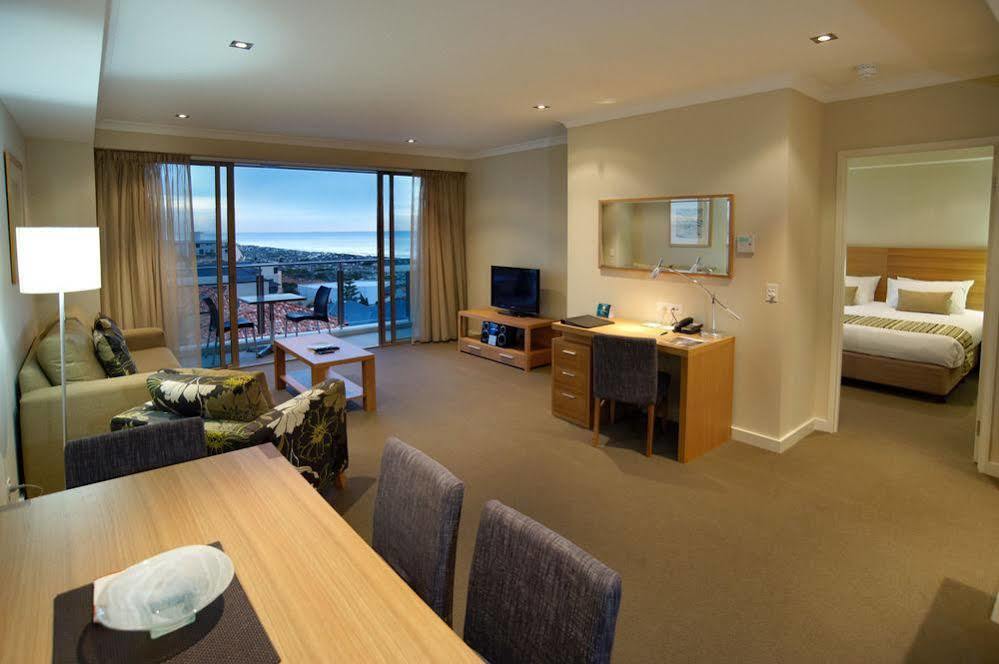 Quest Scarborough Aparthotel Perth Exterior photo